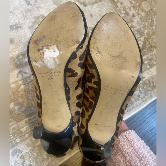 Max Studio Calf Leather Animal Print Pumps - Picture 5 of 8